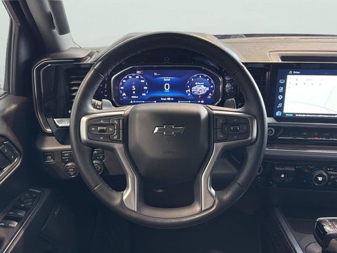 Used 2025 Chevrolet Silverado 1500 RST w/ Convenience Package II AWD/4WD image 14