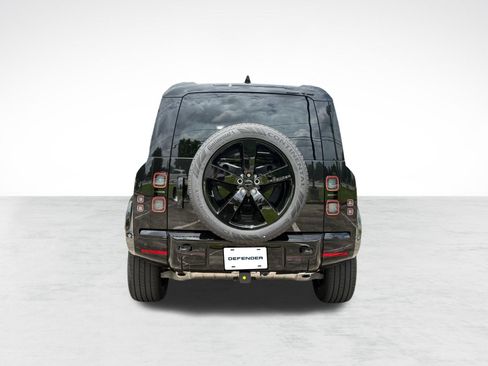 New 2026 Land Rover Defender 110 X-Dynamic SE AWD/4WD image 10