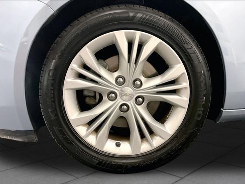 Used 2014 Chevrolet Impala LT w/ Convenience Package FWD image 10