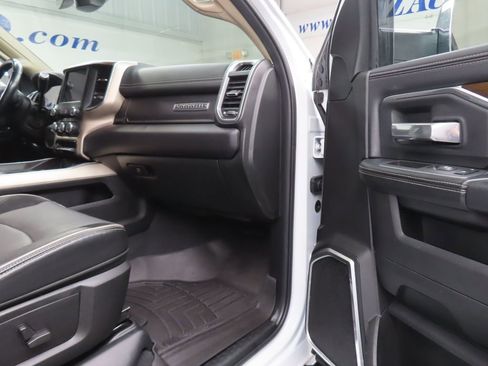 Used 2022 RAM 2500 Laramie AWD/4WD image 25
