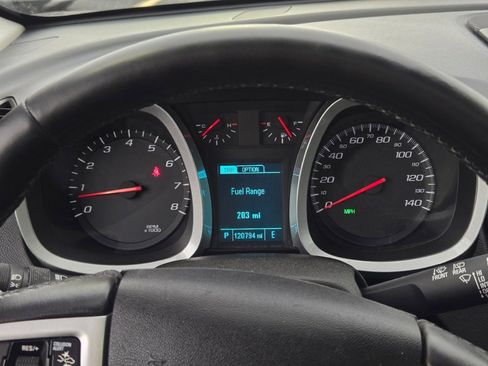 Used 2017 Chevrolet Equinox Premier w/ Enhanced Convenience Package image 31