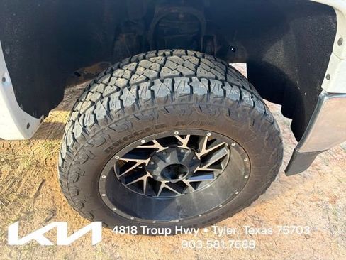 Used 2014 Chevrolet Silverado 1500 LTZ Z71 AWD/4WD image 12