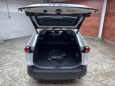 Used 2023 Toyota RAV4 XLE Premium AWD/4WD image 29