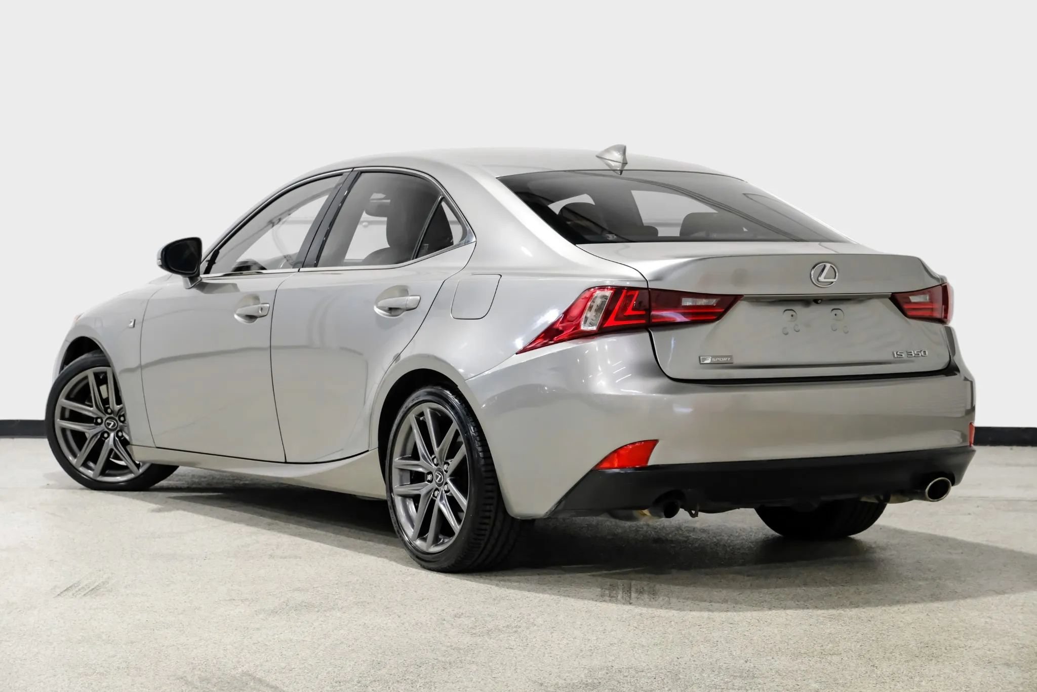 Used 2015 Lexus IS 350 w/ F-Sport Package RWD image 8