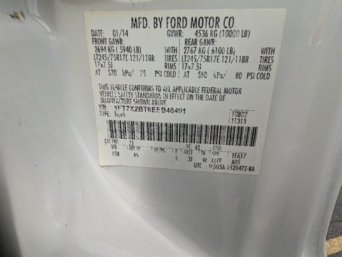 Used 2014 Ford F250 XL w/ Power Equipment Group AWD/4WD image 28