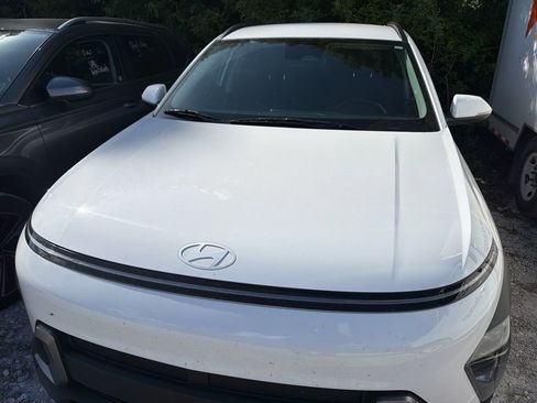 Used 2025 Hyundai Kona SEL FWD image 4