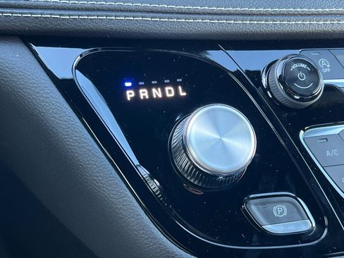 New 2026 Chrysler Pacifica Select image 22