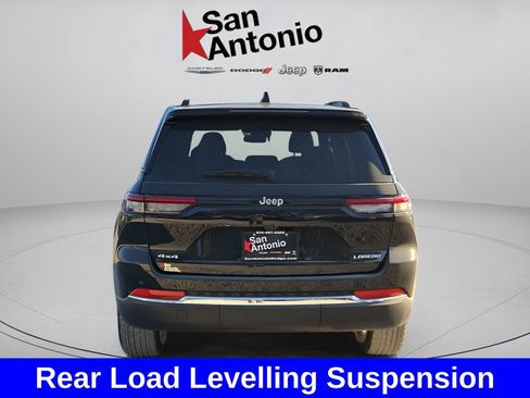 New 2025 Jeep Grand Cherokee Laredo X w/ Luxury Tech Group I AWD/4WD image 7