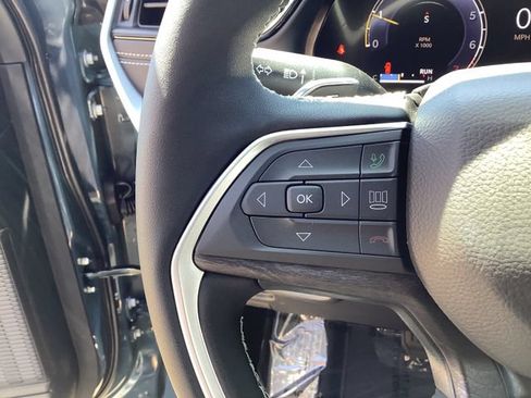 New 2026 Jeep Grand Cherokee L Limited AWD/4WD image 13