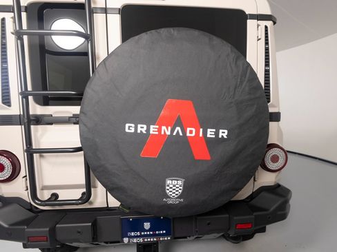 New 2026 INEOS Grenadier Fieldmaster Edition AWD/4WD image 39