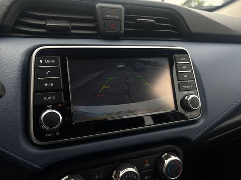 Used 2025 Nissan Versa SV FWD image 23