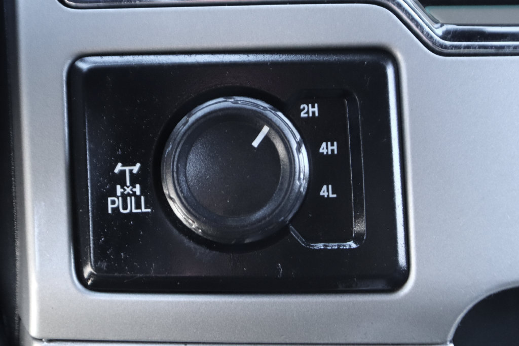 Used 2022 Ford F350 Lariat w/ Tremor Off-Road Package AWD/4WD image 49