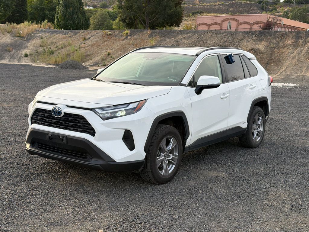 Certified 2022 Toyota RAV4 XLE w/ Convenience Package AWD/4WD image 7