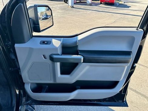 Used 2018 Ford F150 XLT w/ Equipment Group 302A Luxury image 23