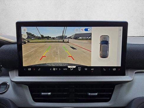 New 2026 Ford Explorer Active RWD image 13
