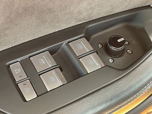 Used 2020 Audi S7 Prestige w/ Prestige Package image 18