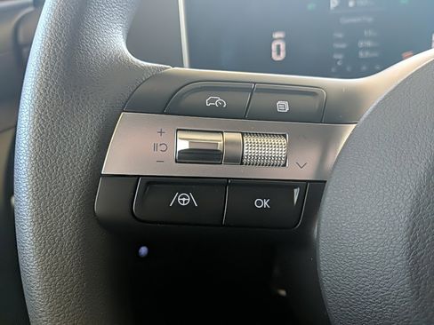 Used 2025 Hyundai Santa Cruz SEL image 16