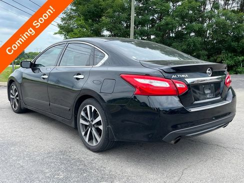 Used 2016 Nissan Altima 2.5 SR FWD image 7