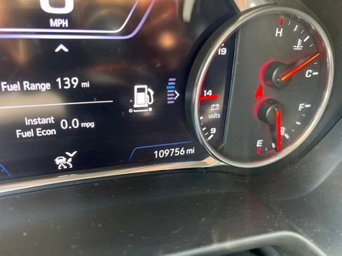 Used 2019 Chevrolet Blazer Premier w/ Driver Confidence II Package AWD/4WD image 10