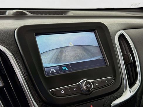Used 2018 Chevrolet Equinox LT AWD/4WD image 14