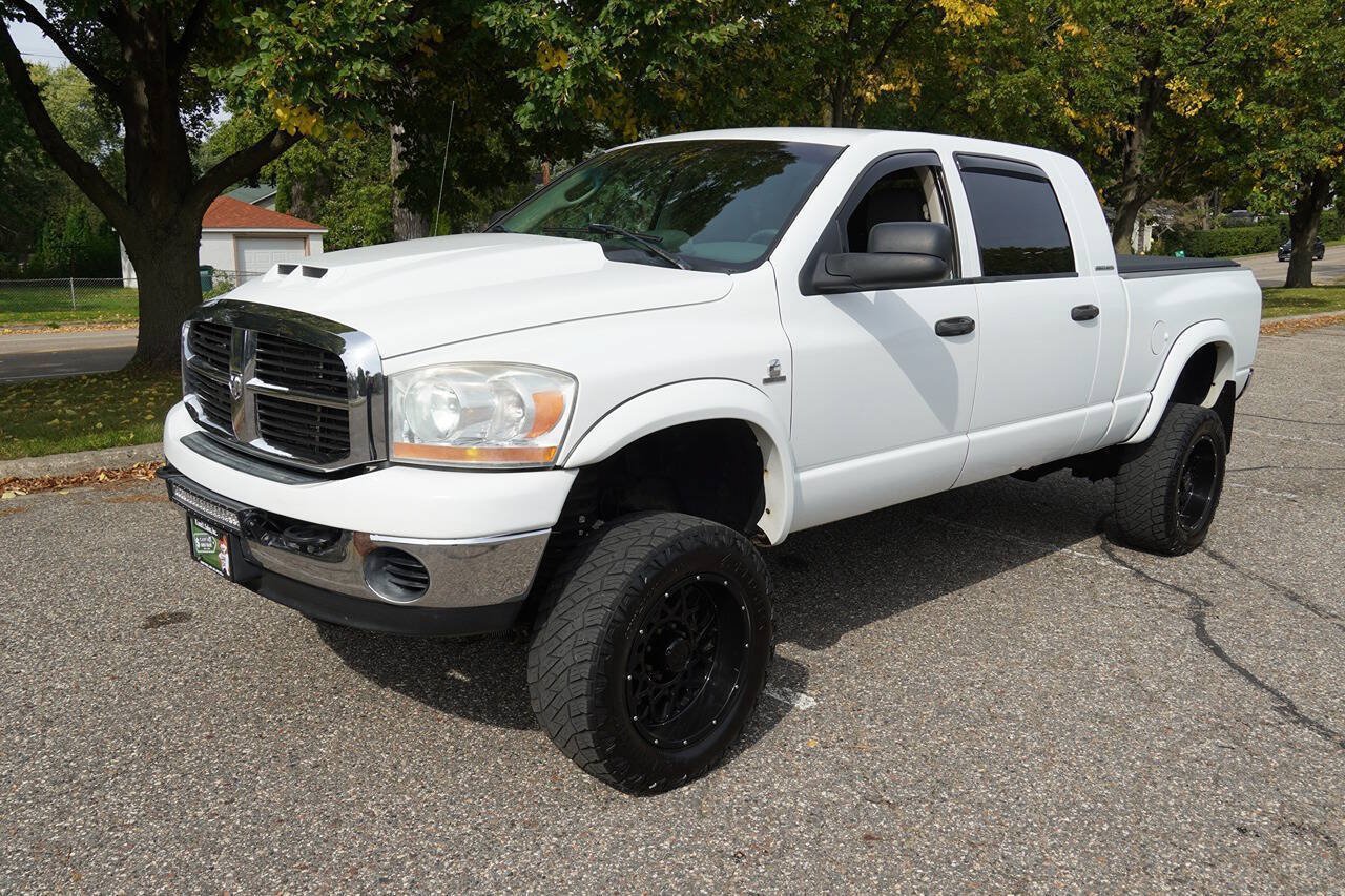 Used 2006 Dodge Ram 2500 Truck SLT AWD/4WD image 2