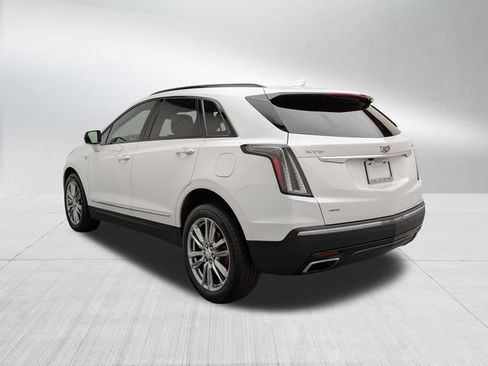 Certified 2024 Cadillac XT5 Sportv w/ LPO, Floor Liner Package AWD/4WD image 7