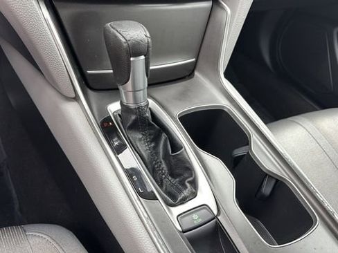 Used 2020 Honda Accord EX image 30