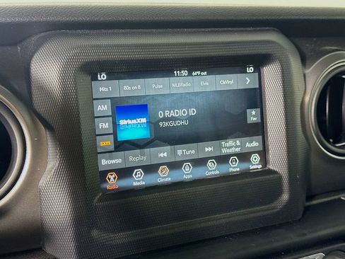 Used 2021 Jeep Wrangler Unlimited Sport AWD/4WD image 29