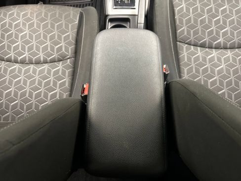 Used 2024 Mitsubishi Outlander Sport ES AWD/4WD image 43