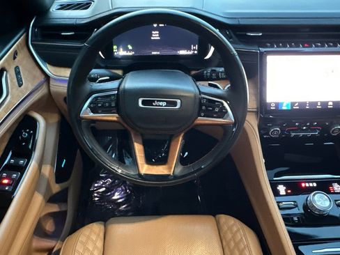 Used 2021 Jeep Grand Cherokee L Summit image 15