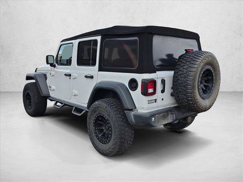 Used 2018 Jeep Wrangler Unlimited Sport S AWD/4WD image 7