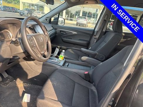 Used 2023 Honda Ridgeline Sport image 11