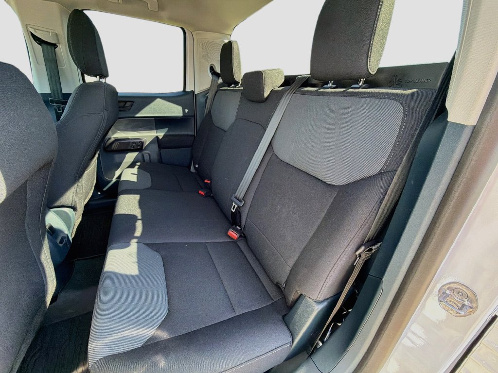 Used 2024 Ford Maverick XL FWD image 24