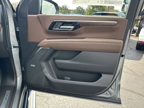 New 2026 Chevrolet Tahoe High Country image 16