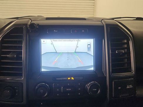 Used 2018 Ford F150 XLT w/ Equipment Group 302A Luxury image 26