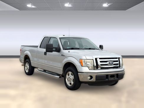 Used 2011 Ford F150 XLT w/ XLT Convenience Pkg RWD image 7
