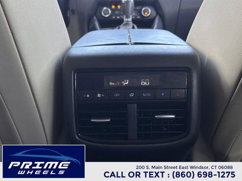 Used 2018 MAZDA CX-9 Touring image 19