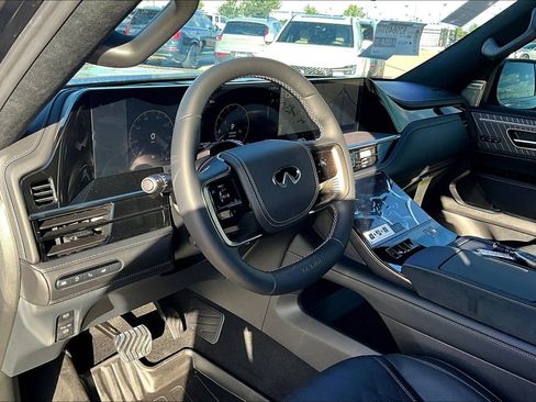 New 2026 INFINITI QX80 Autograph w/ Premium Cargo Package image 21