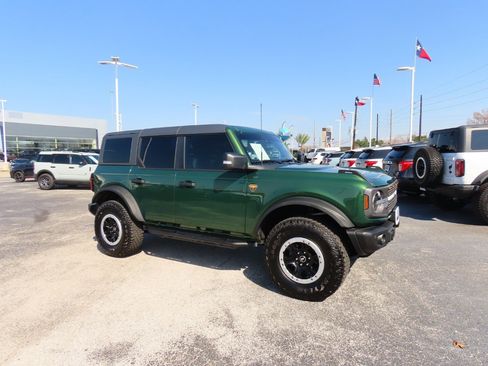 Certified 2023 Ford Bronco Badlands image 7