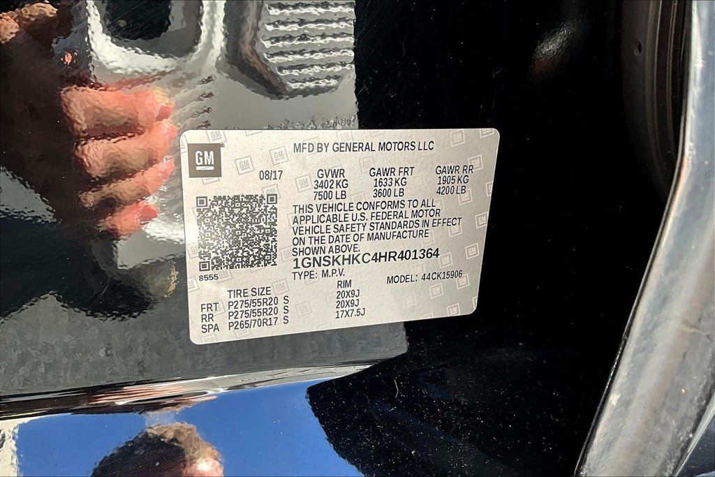 Used 2017 Chevrolet Suburban LT AWD/4WD image 16