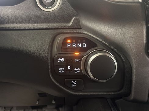 Used 2025 RAM 1500 Big Horn image 16