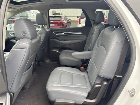 Used 2020 Buick Enclave Premium w/ Sun and Sites Package image 12