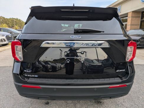 Certified 2023 Ford Explorer XLT image 5