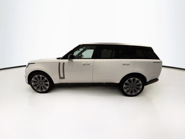 Used 2025 Land Rover Range Rover Long Wheelbase SE AWD/4WD image 4