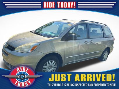 Used 2005 Toyota Sienna CE