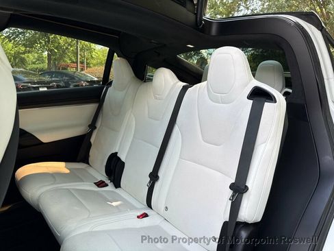 Used 2023 Tesla Model X AWD/4WD image 18