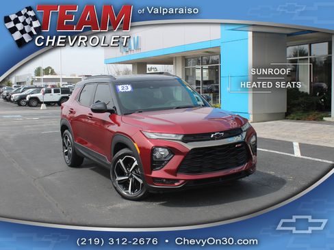 Used 2023 Chevrolet TrailBlazer RS w/ Sun and Liftgate Package image 1