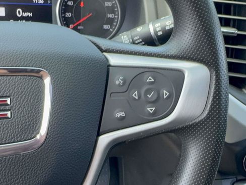 Used 2023 GMC Acadia SLE w/ Driver Convenience Package AWD/4WD image 16