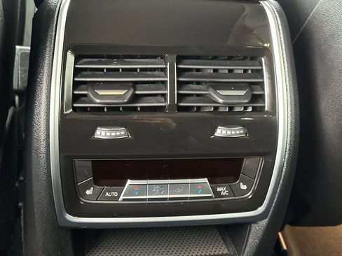 Certified 2023 BMW X7 xDrive40i w/ Premium Package image 15