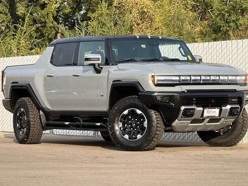 New 2025 GMC Hummer EV 2X w/ Extreme Off-Road Package image 2